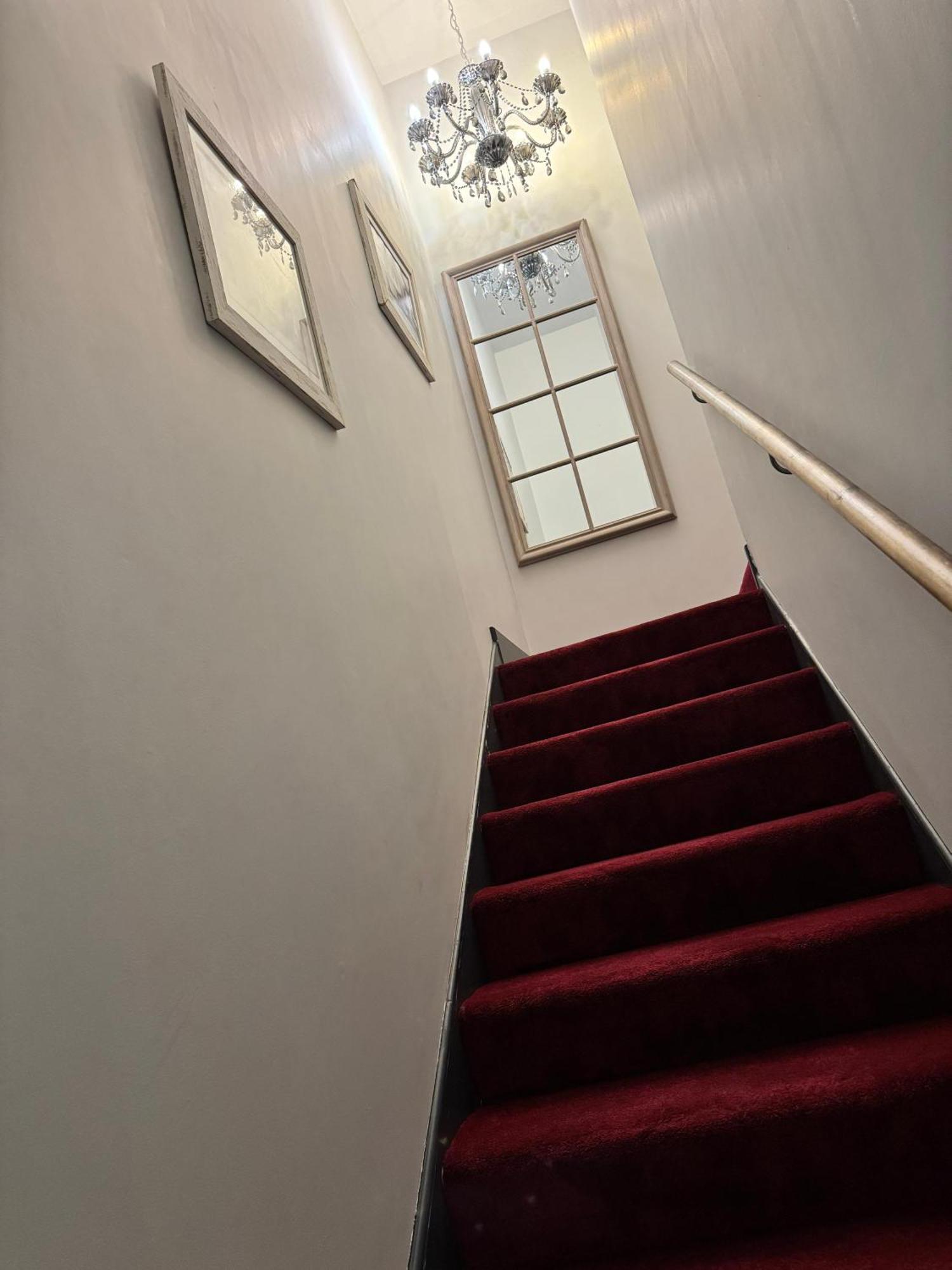 No64 The Boutique Hotel West Malling Exterior photo
